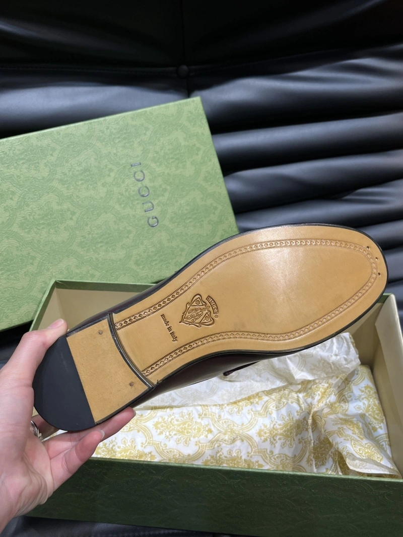 Trendsetting Gxccx Leather Shoes 166567
