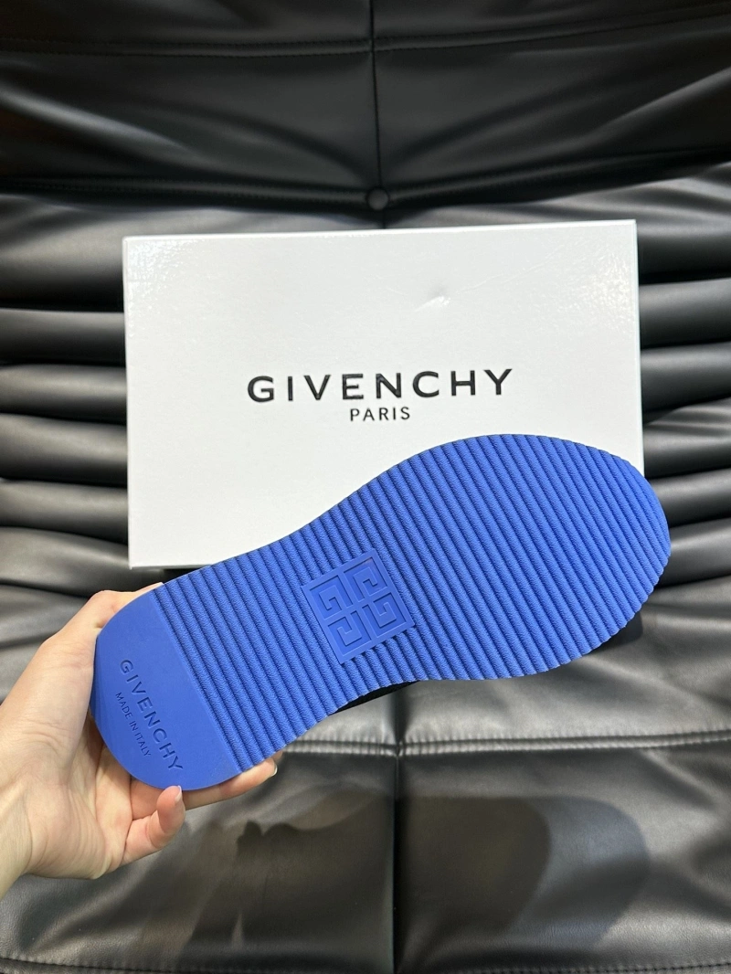 Gxvxnchy Sneakers ModernLook 154636