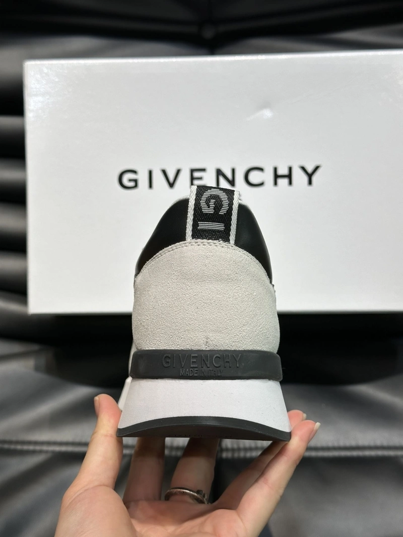 Gxvxnchy Sneakers BestValue 154635