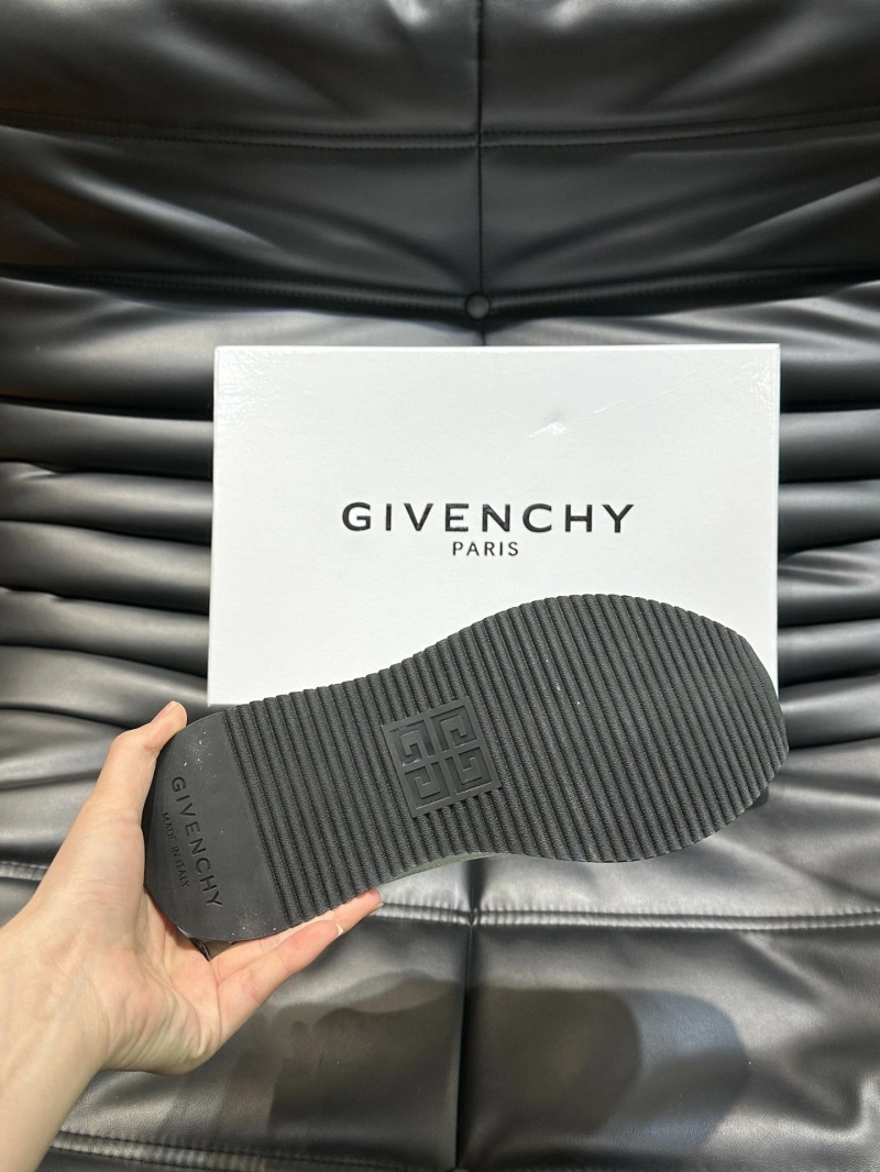 Gxvxnchy Sneakers BestValue 154635