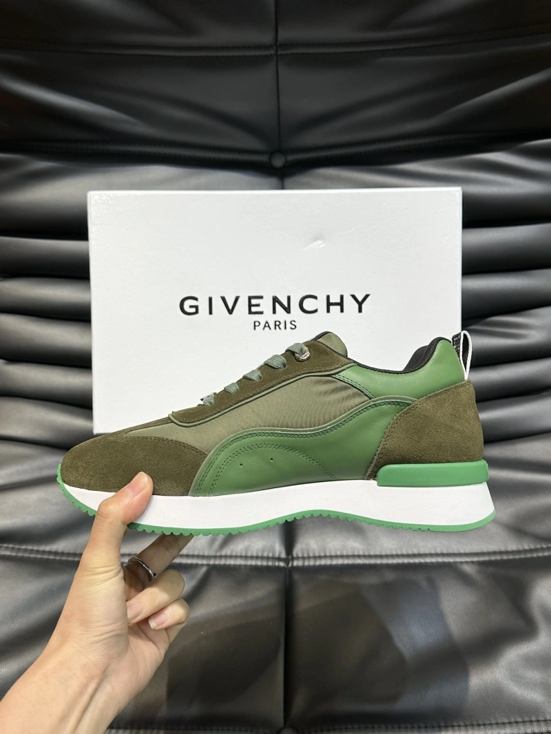 Gxvxnchy Sneakers UrbanStyle 154630