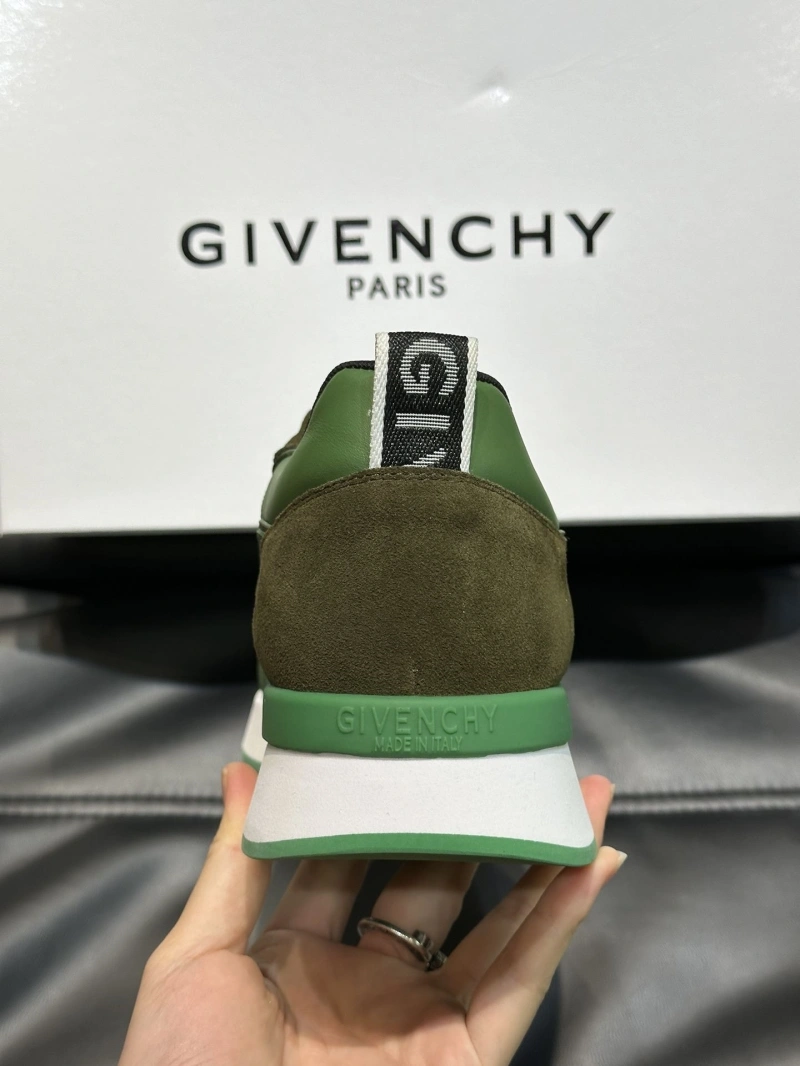 Gxvxnchy Sneakers UrbanStyle 154630
