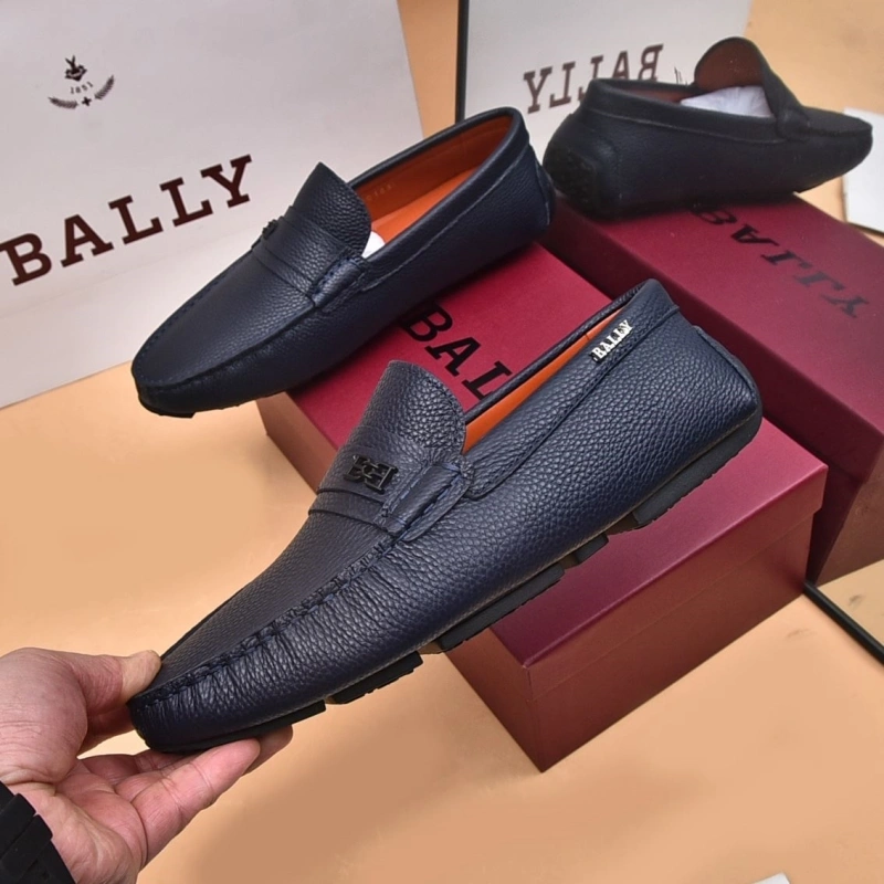 Unique Bxrbxrry Leather Shoes 115583