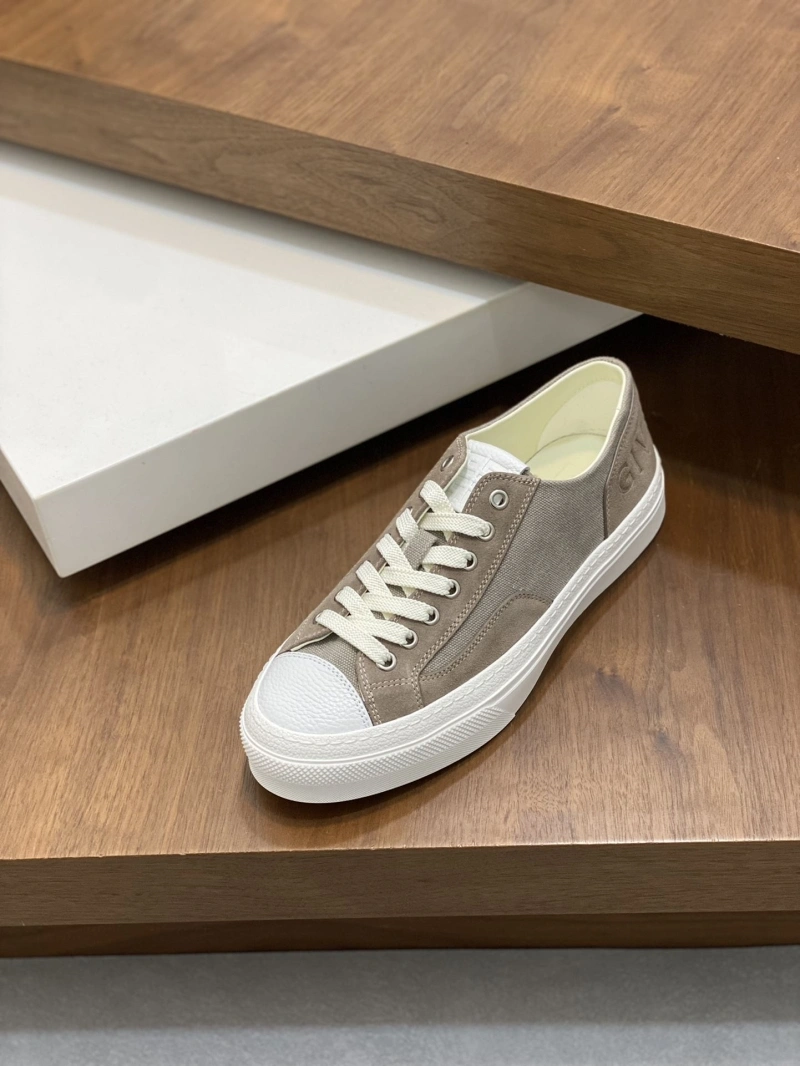 Gxvxnchy Sneakers Trendy 154631