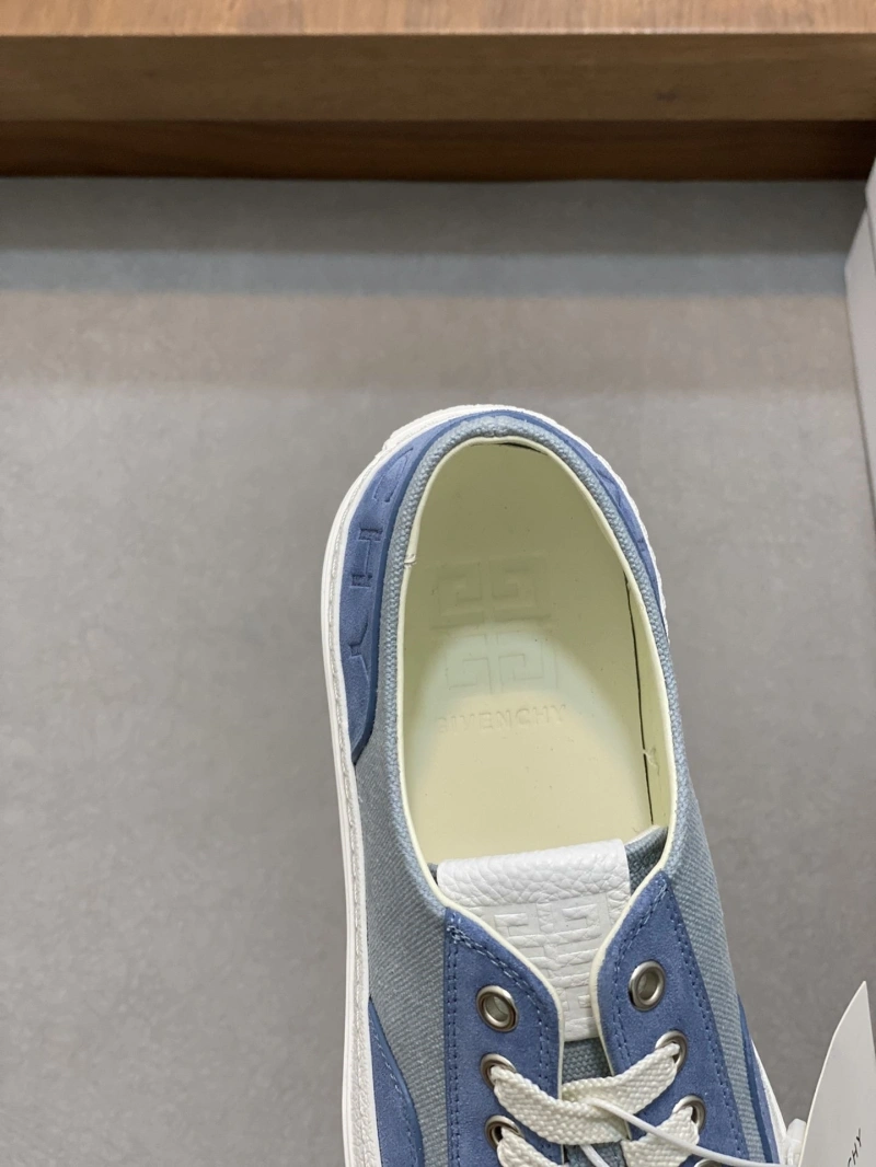 Comfortable Gxvxnchy Sneakers 154620