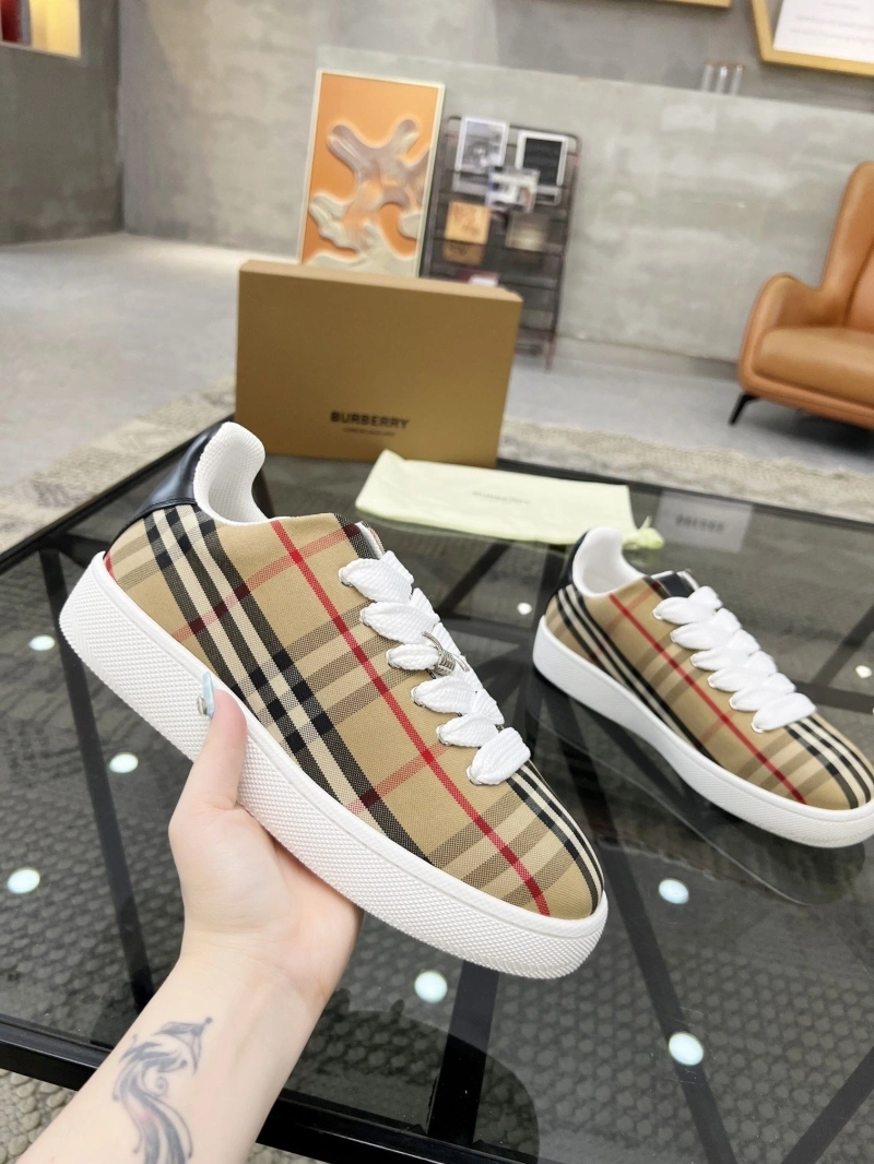 Bxrbxrry Sneakers WellDesigned 115477
