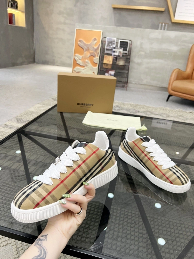 Bxrbxrry Sneakers WellDesigned 115477