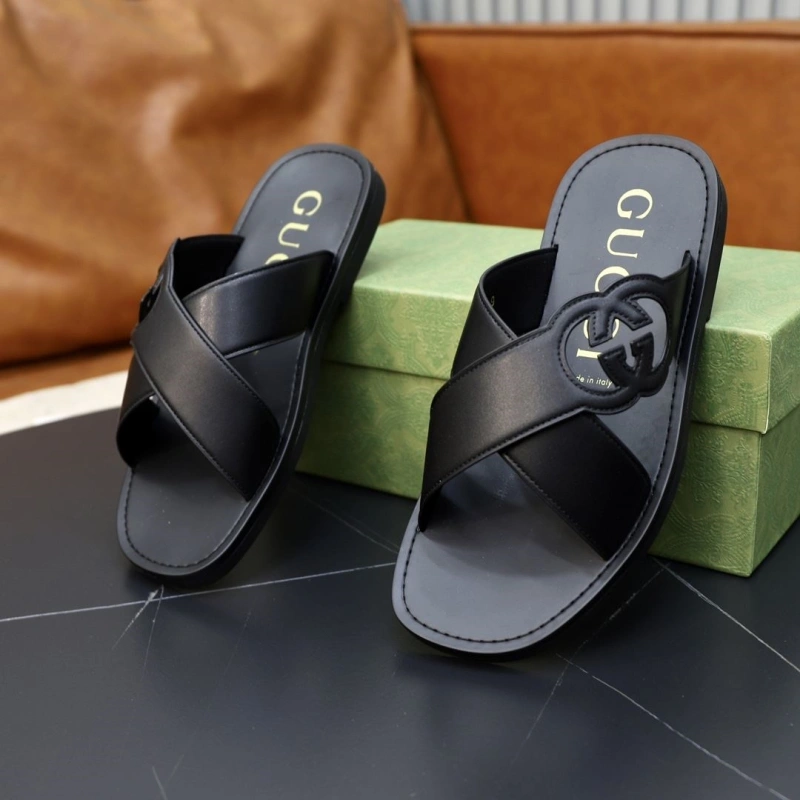 Resilient Gxccx Slippers 166434