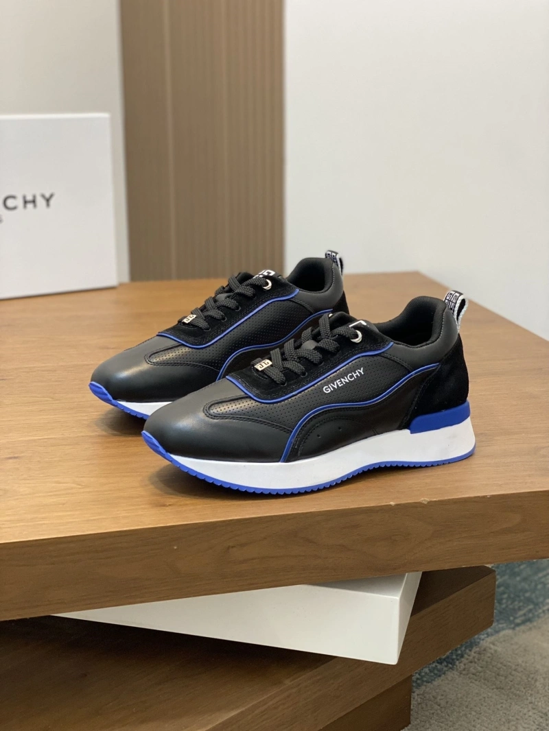 Gxvxnchy Sneakers Sleek 154611