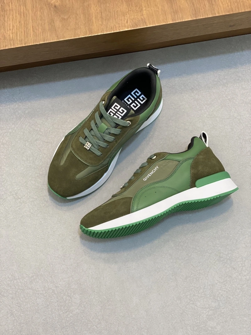 Gxvxnchy Sneakers Timeless 154615