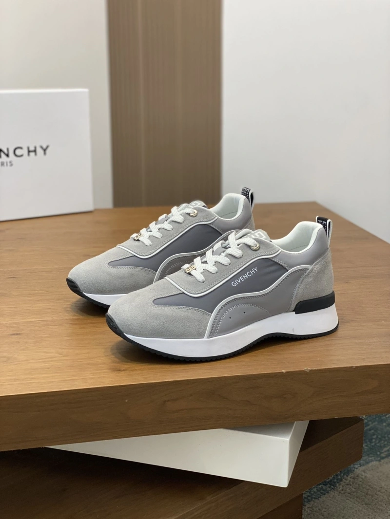 Bold Gxvxnchy Sneakers 154622