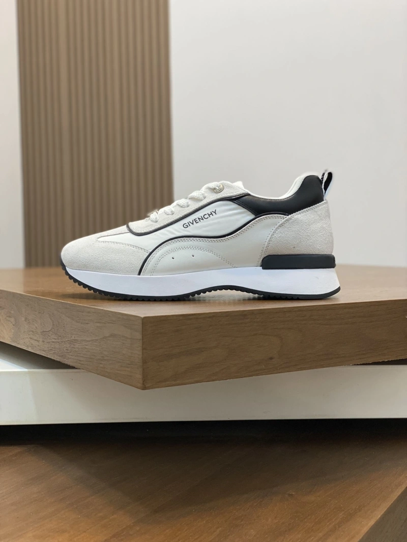 Popular Gxvxnchy Sneakers 154626