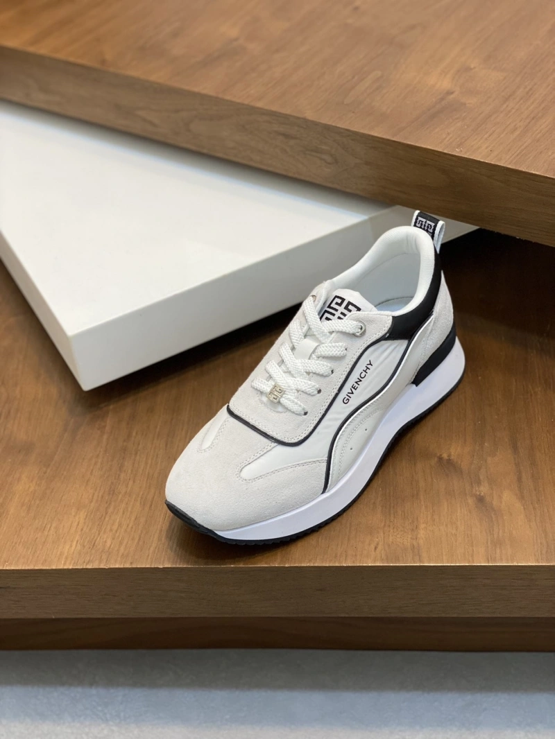 Popular Gxvxnchy Sneakers 154626