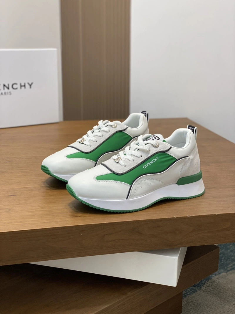 Gxvxnchy Sneakers Modern 154614