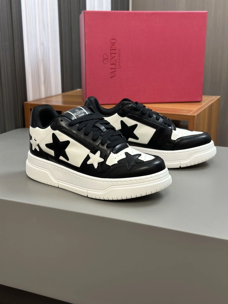 Trendsetting Vxlxntino Sneakers 232858
