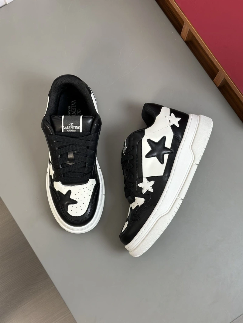 Trendsetting Vxlxntino Sneakers 232858
