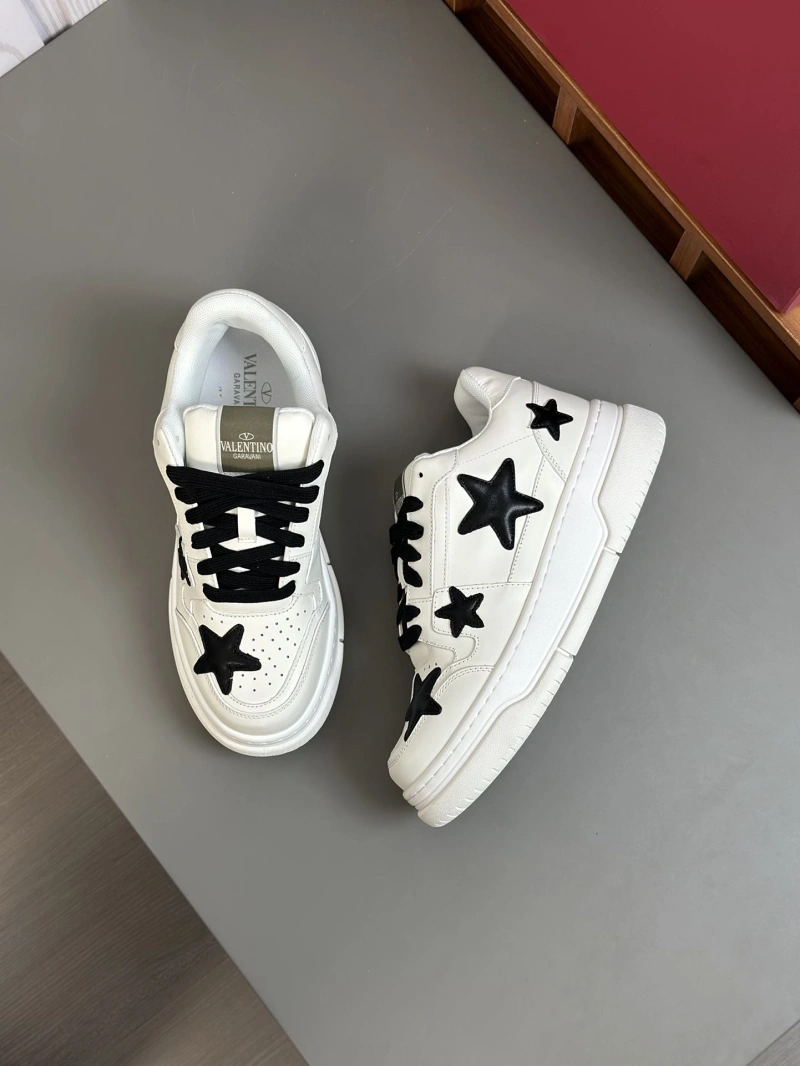Stylish Vxlxntino Sneakers 232860