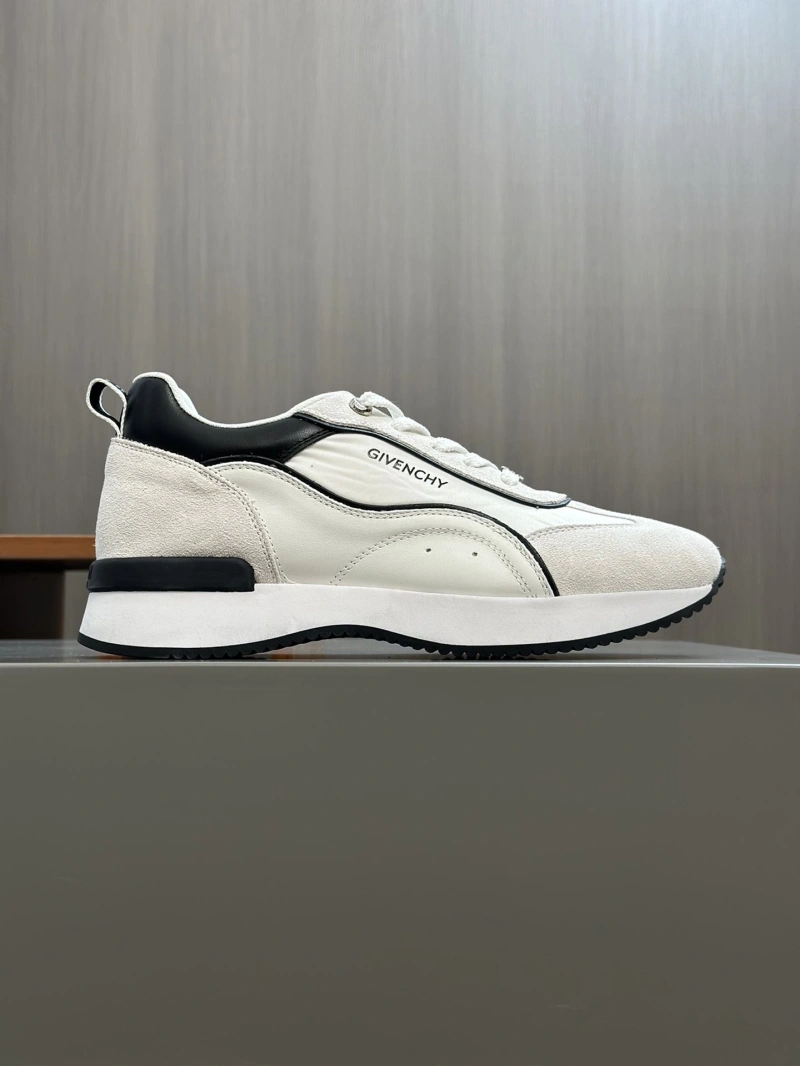 Gxvxnchy Sneakers TopPick 154621
