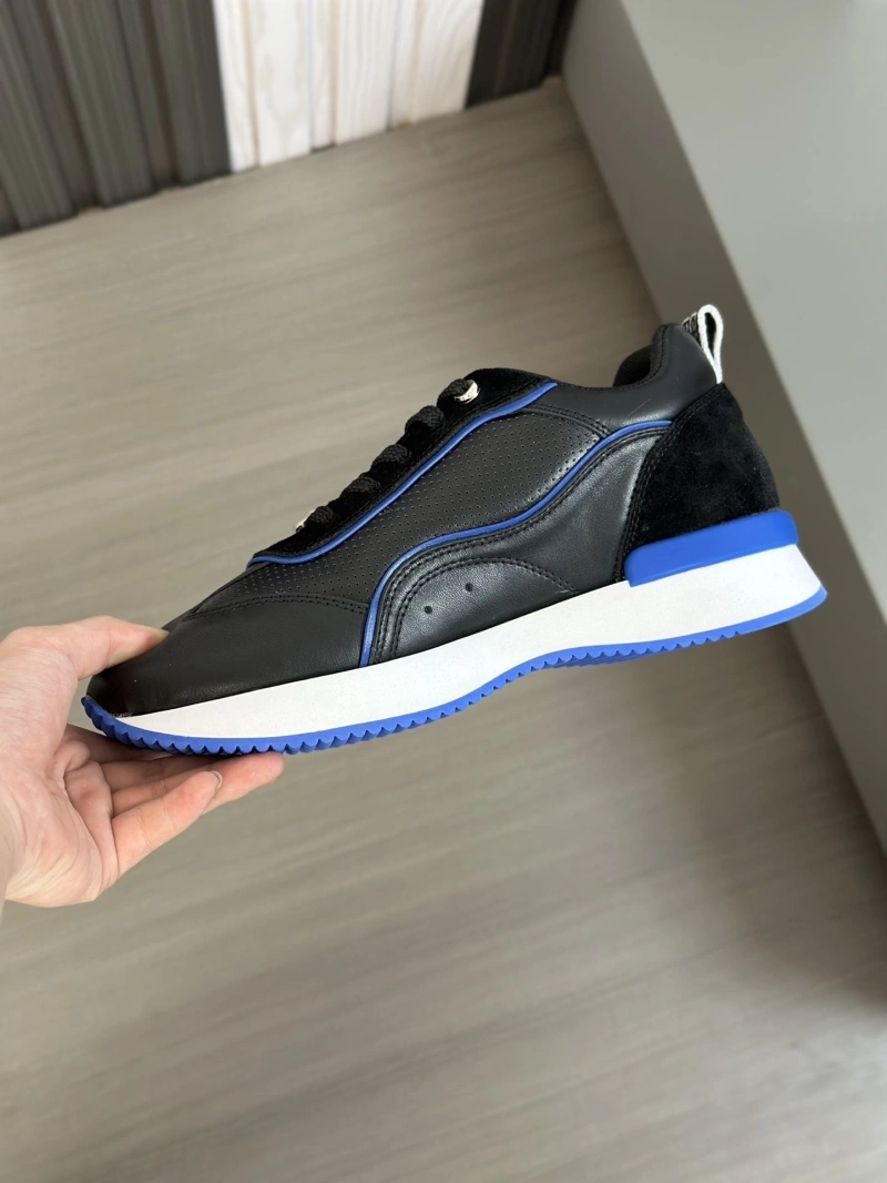 Gxvxnchy Sneakers Durable 154618