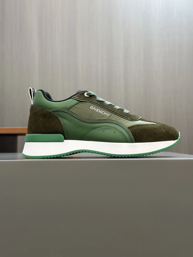 Gxvxnchy Sneakers Minimalist 154623