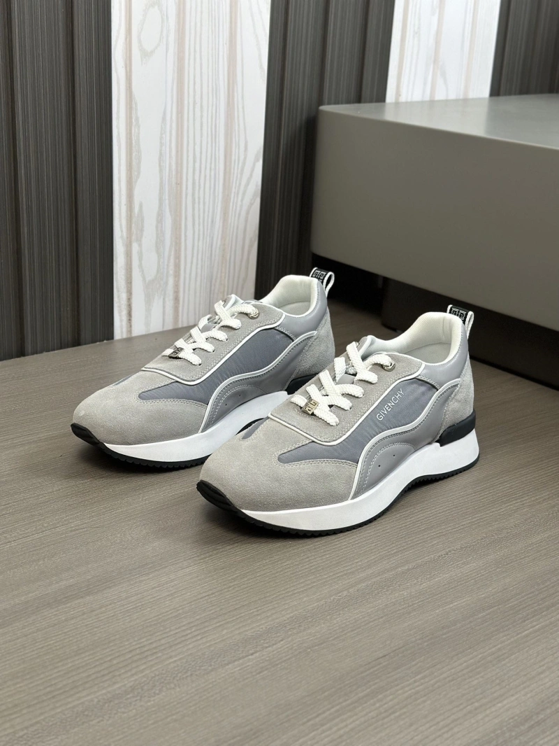 Efficient Gxvxnchy Sneakers 154628