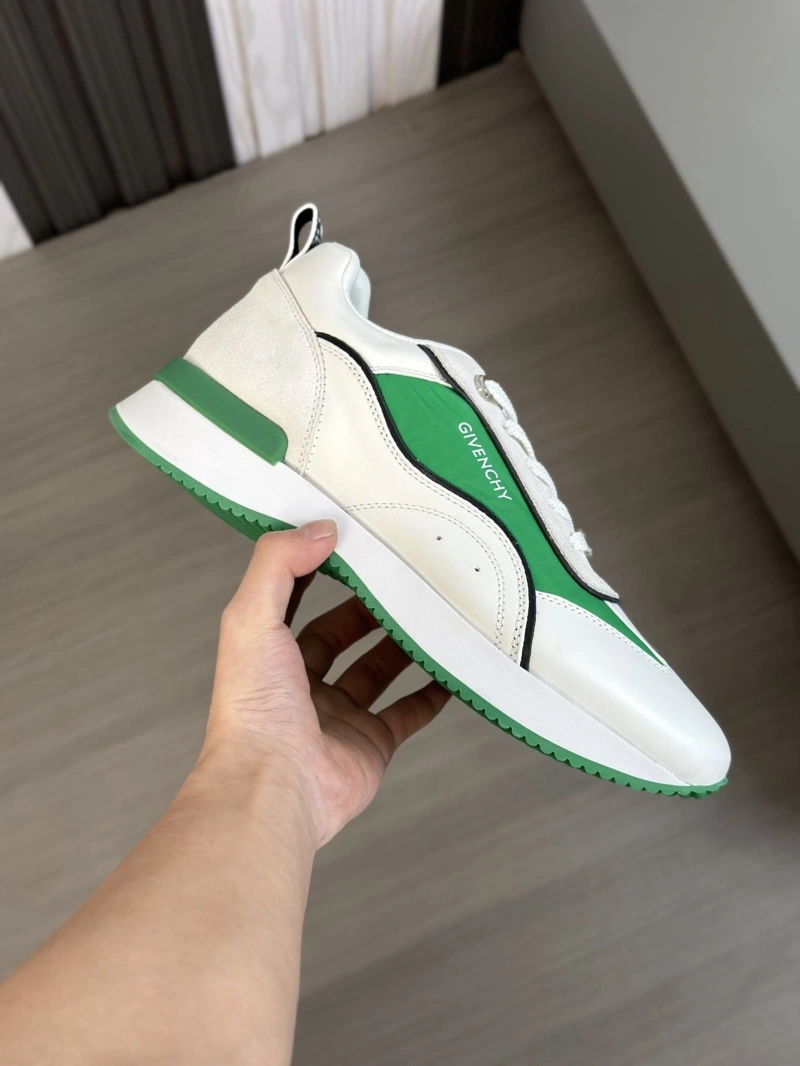 GoAnywhere Gxvxnchy Sneakers 154610