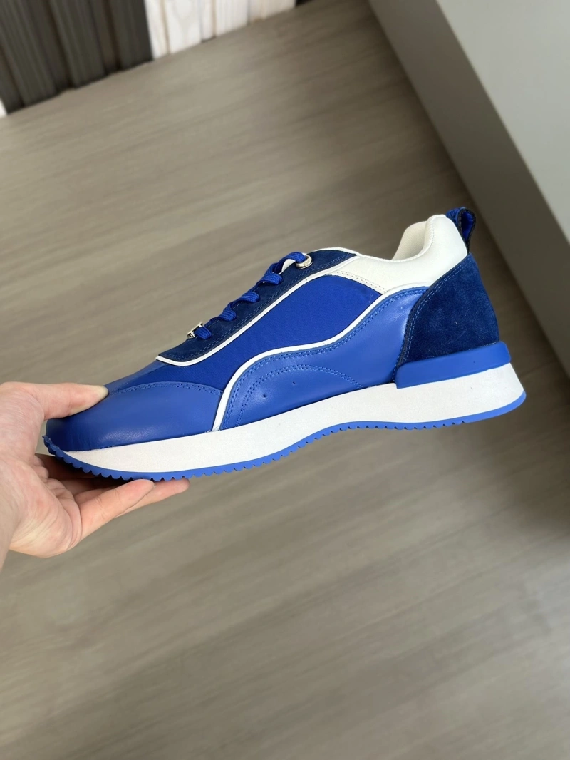 Gxvxnchy Sneakers Bold 154616