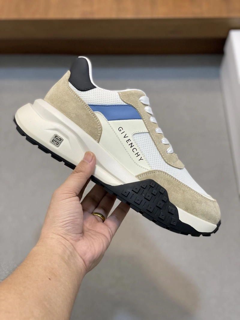 Gxvxnchy Sneakers Soft 154612