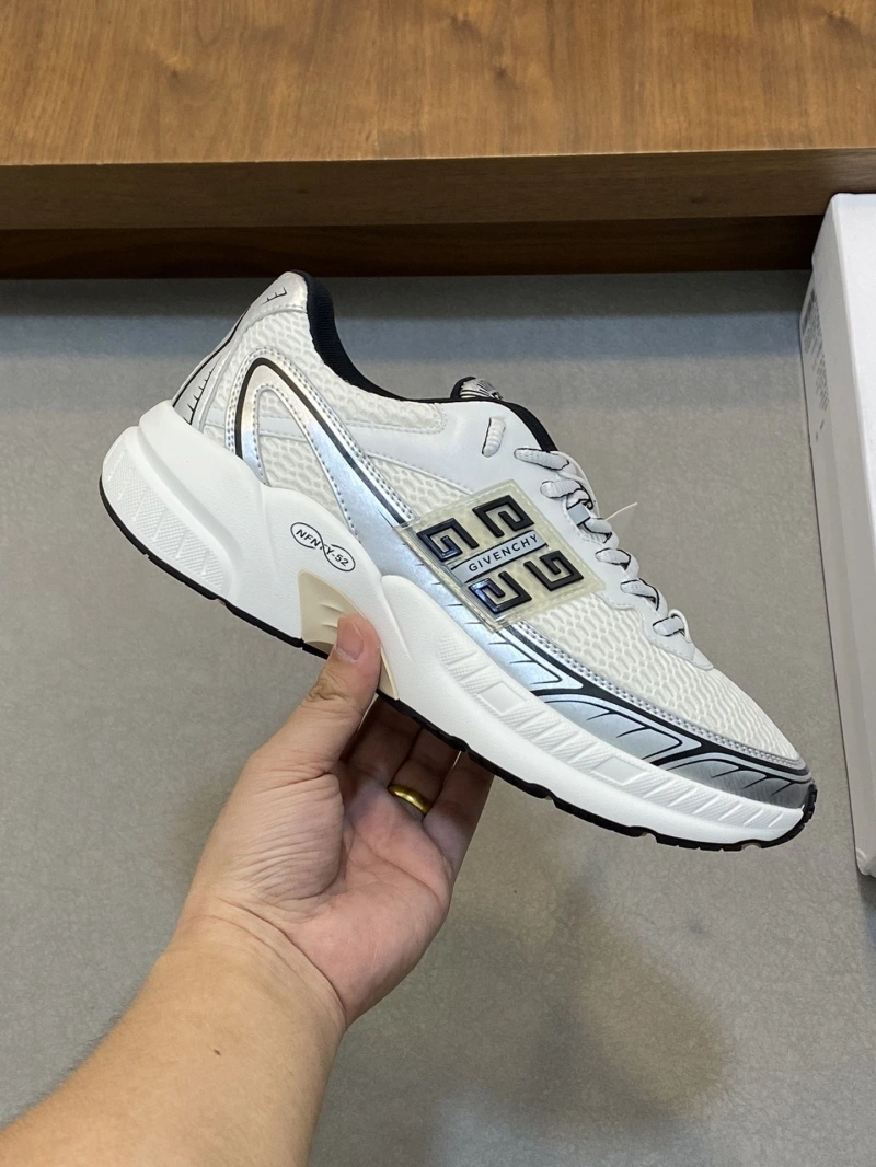 Durable Gxvxnchy Sneakers 153398