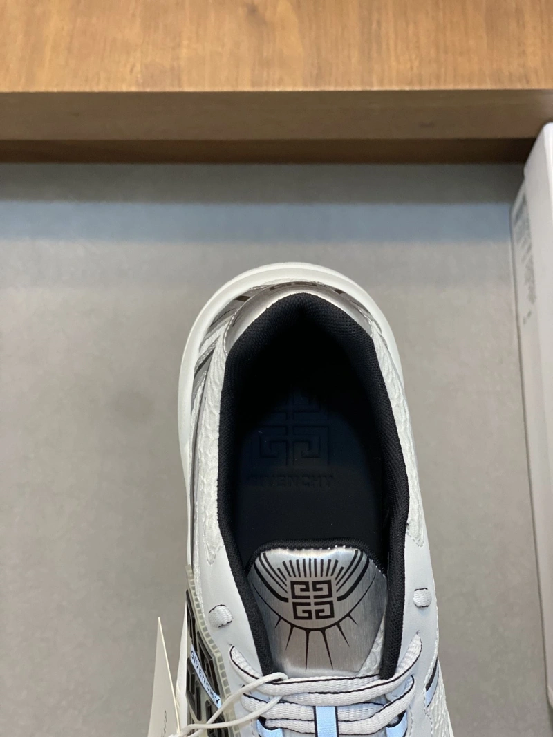 Durable Gxvxnchy Sneakers 153398