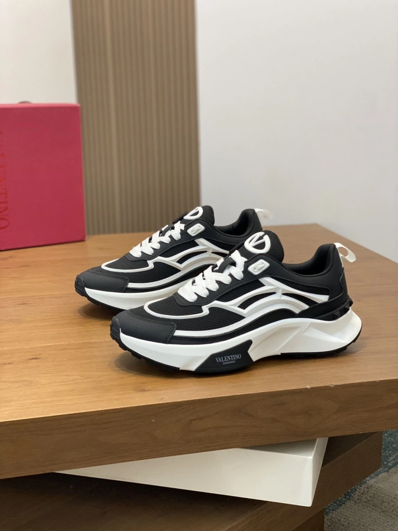 Bright Vxlxntino Sneakers 231081