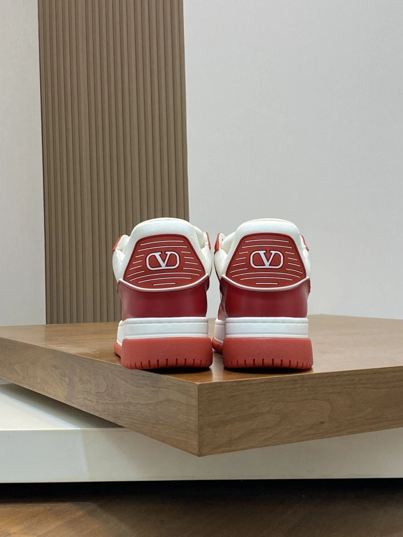 Cozy Vxlxntino Sneakers 231091