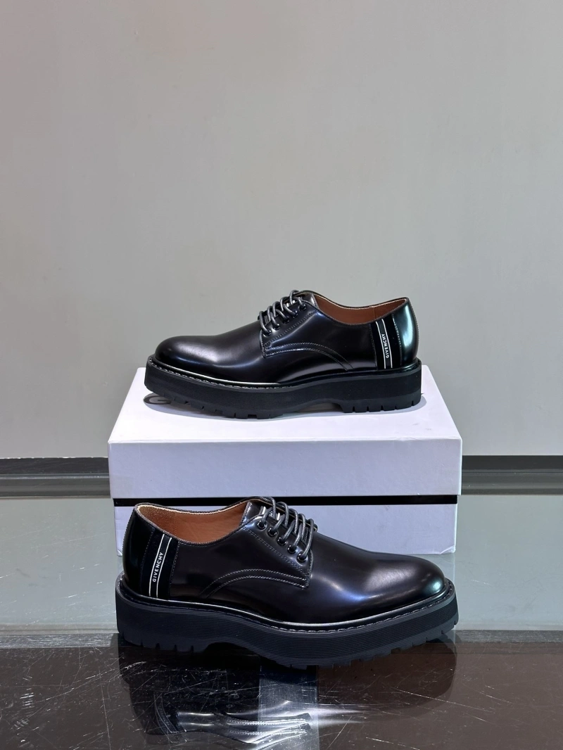 Gxvxnchy Leather Shoes Minimalist 153400