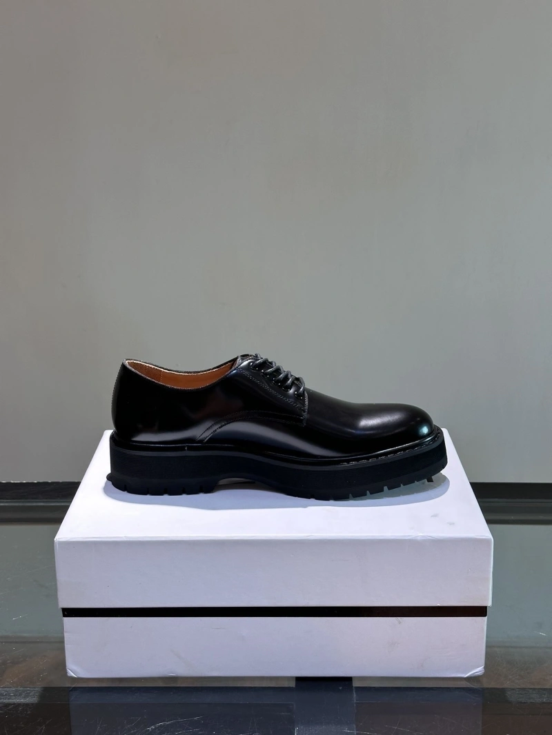 Gxvxnchy Leather Shoes Minimalist 153400