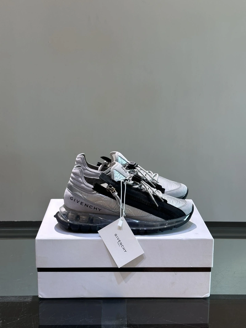 Gxvxnchy Sneakers Durable 153397