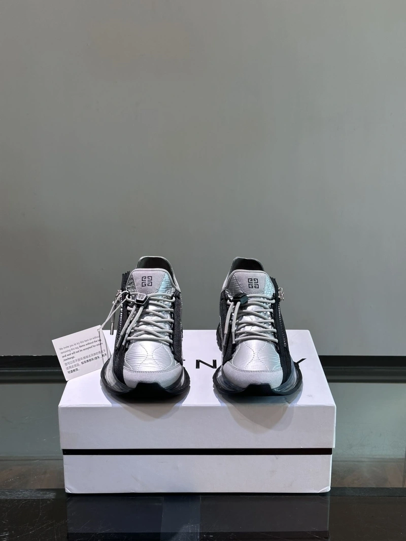 Gxvxnchy Sneakers Durable 153397