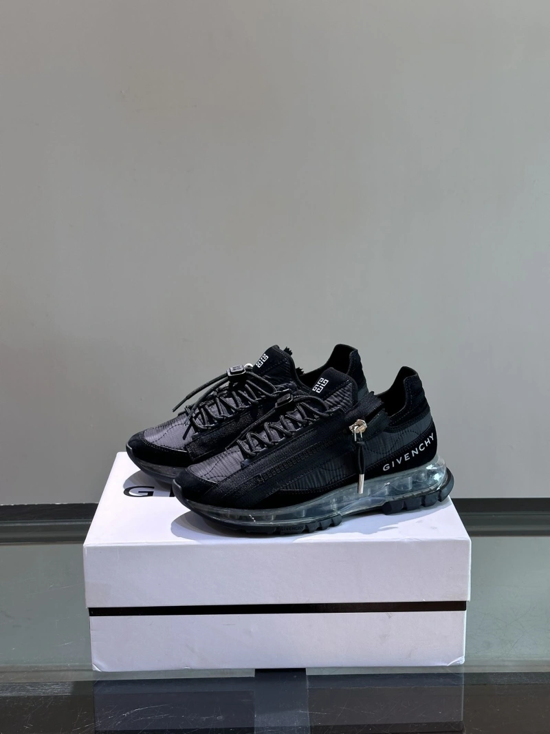 Elegant Gxvxnchy Sneakers 153396