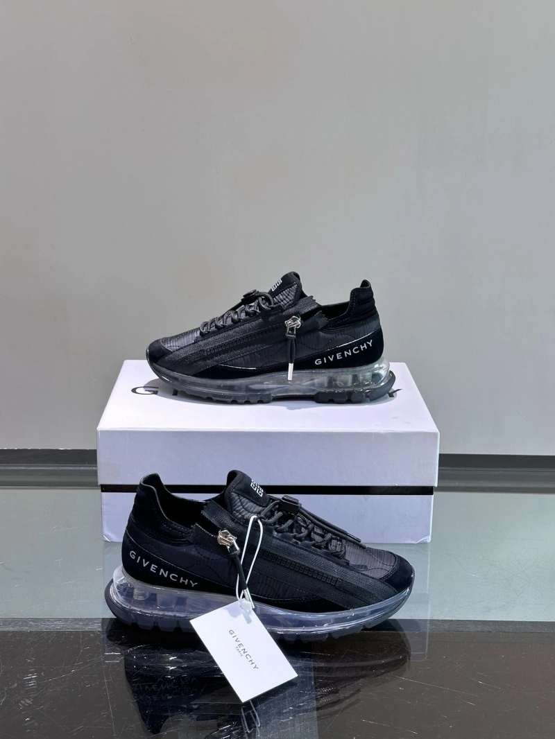 Elegant Gxvxnchy Sneakers 153396
