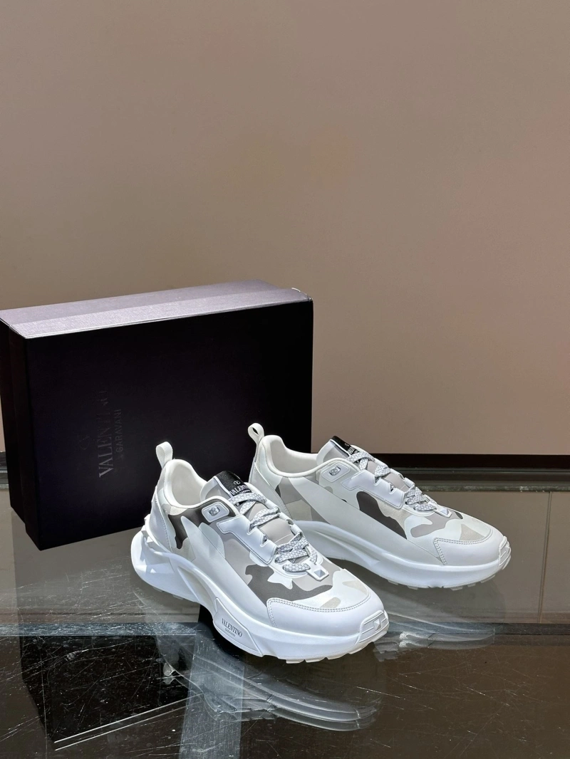 Modern Vxlxntino Sneakers 231061