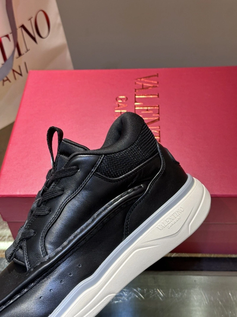 Fashionable Vxlxntino Sneakers 231056
