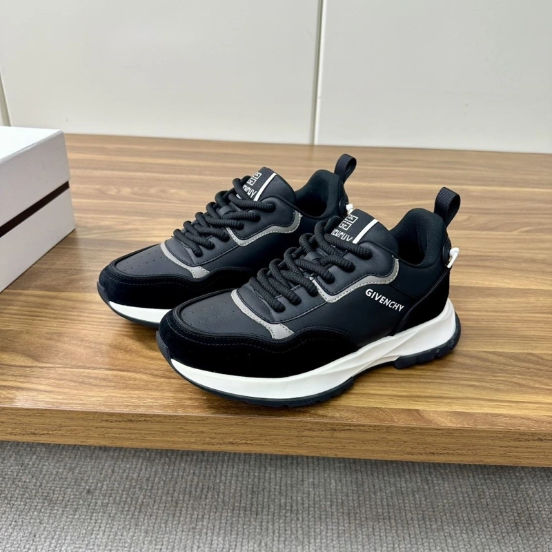Gxvxnchy Sneakers Cozy 153389