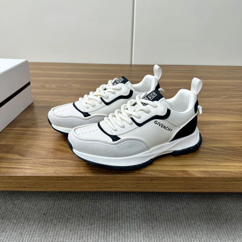 Gxvxnchy Sneakers DailyWear 153377