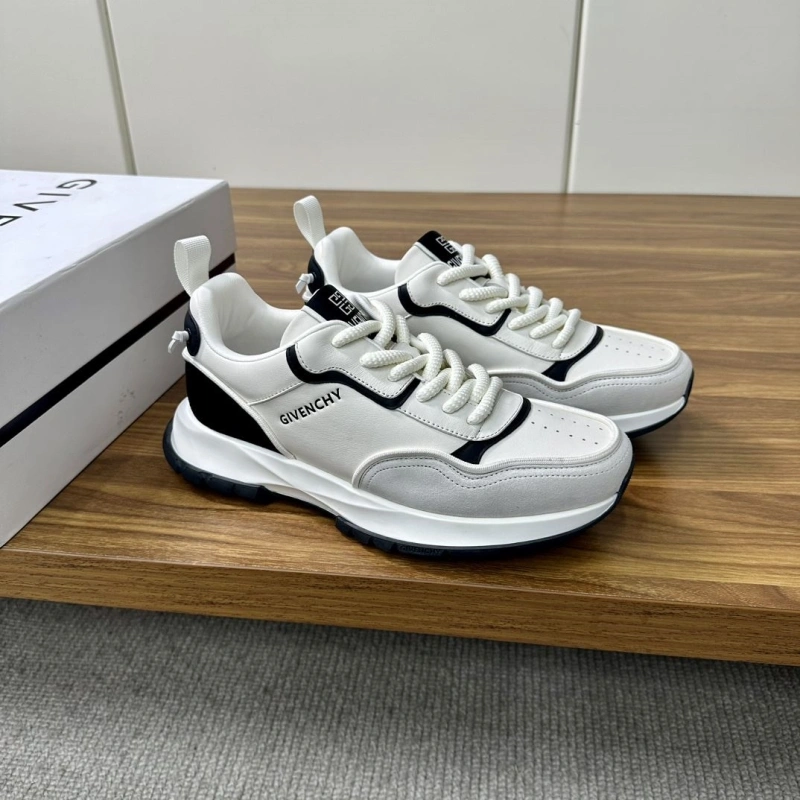 Gxvxnchy Sneakers DailyWear 153377