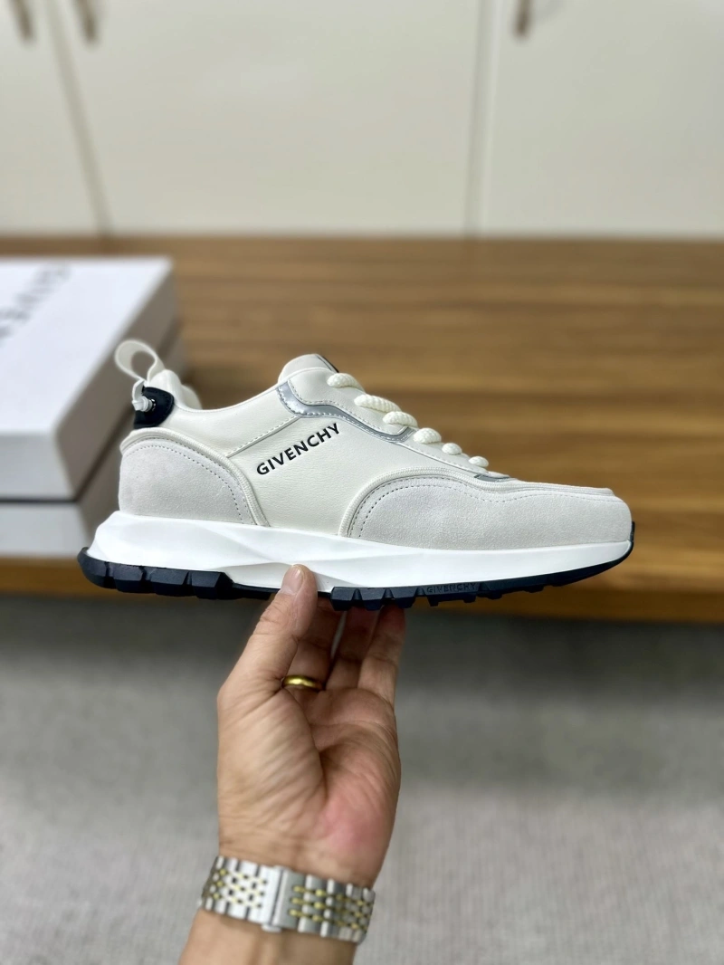 Gxvxnchy Sneakers UrbanStyle 153388