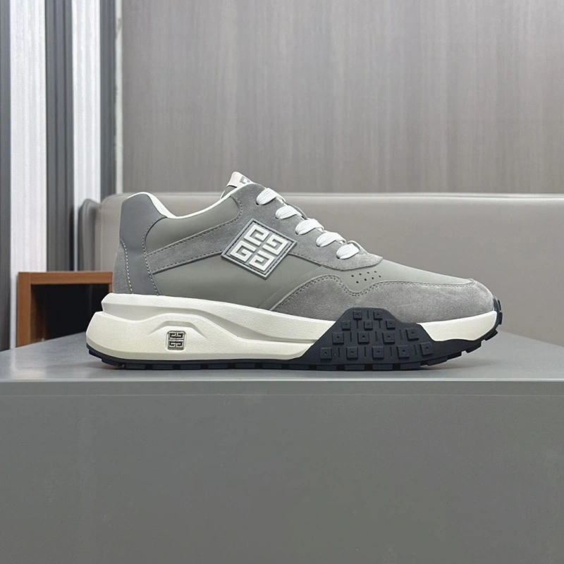 Popular Gxvxnchy Sneakers 153379
