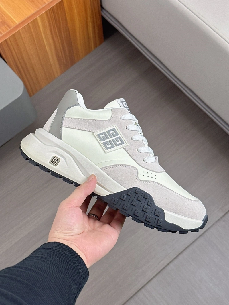 Gxvxnchy Sneakers Durable 153383