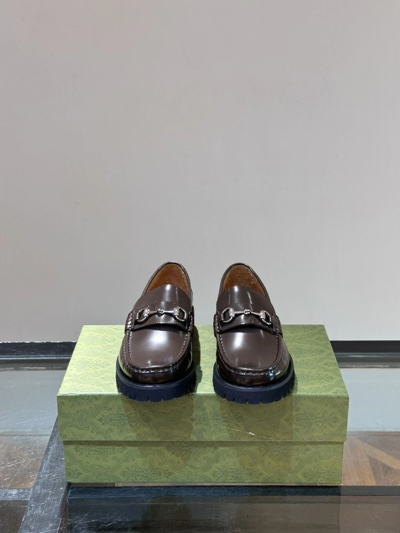 Sleek Gxccx Leather Shoes 159448