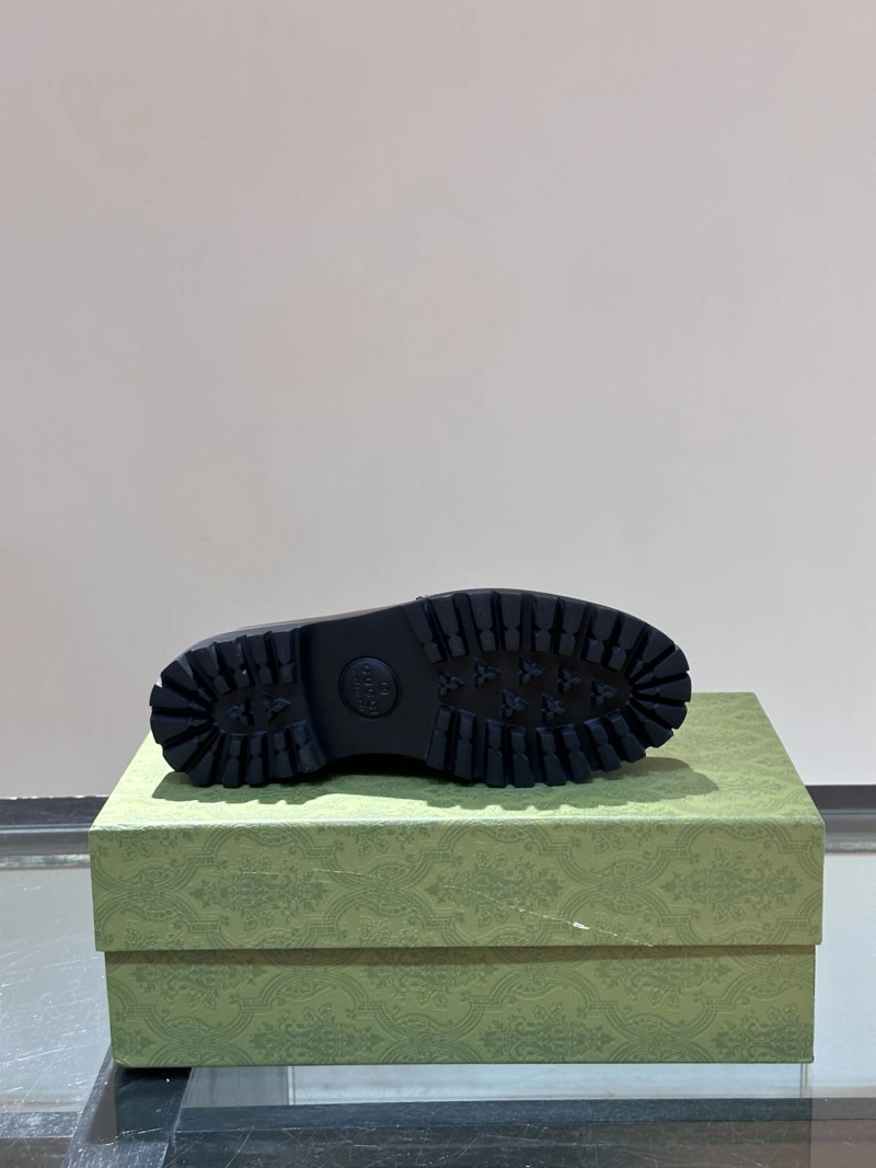 Sleek Gxccx Leather Shoes 159448