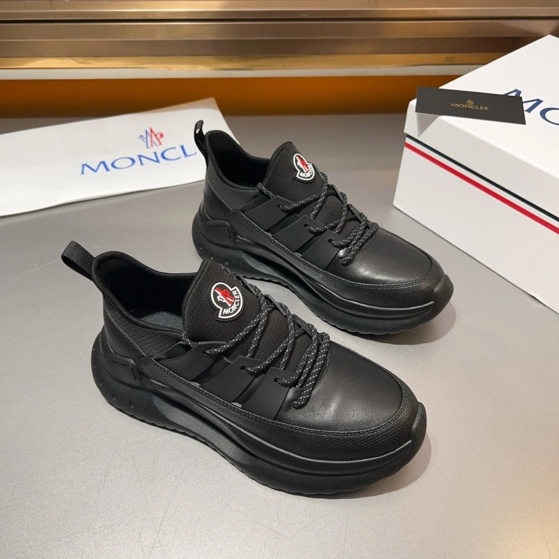 Minimalist Mxnclxr Sneakers 197571