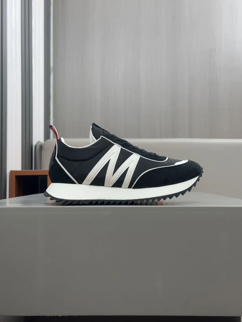 Fashionable Mxnclxr Sneakers 197563